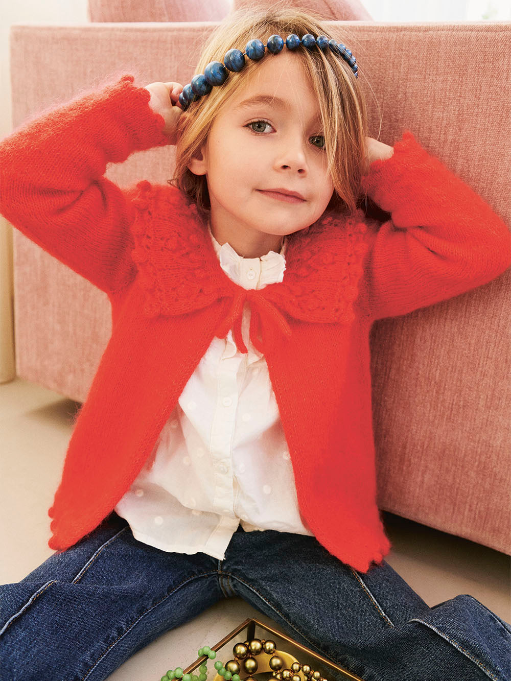 Sandnes opskrift: Enkeltopskrift / 2401 Mykt til Barn / Nr. 7 LILLY BLOUSE JUNIOR