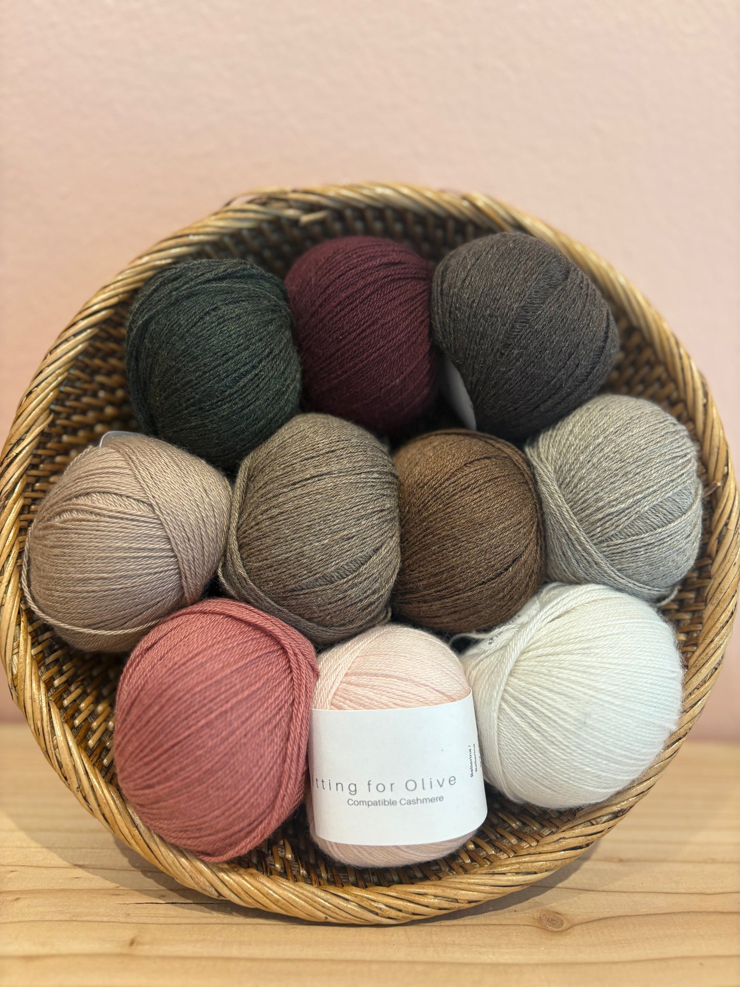 Knitting for Olive Compatible Cashmere