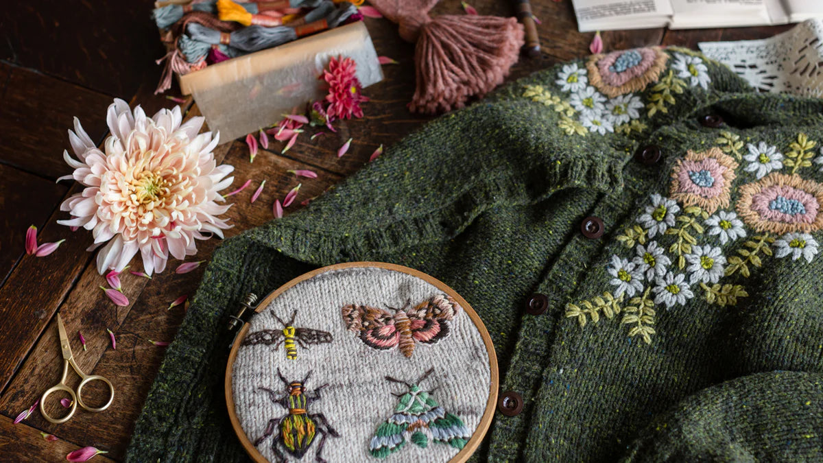 Embroidery on knits - Judit Gummlich
