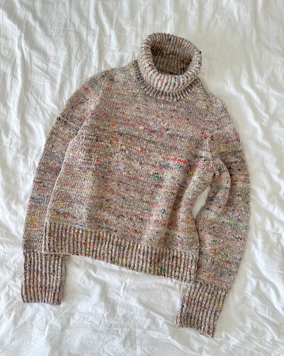 PetiteKnit opskrift — Terazzo sweater, papirversion