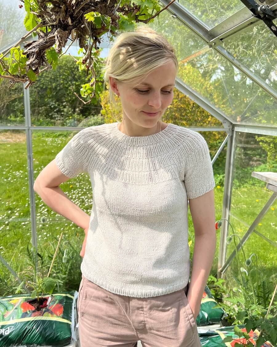 PetiteKnit opskrift - Ankers Sommerbluse, papirudgave