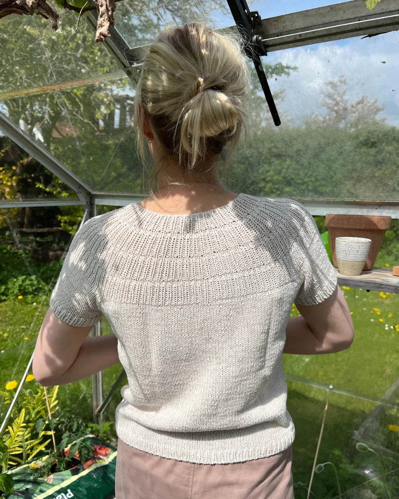 PetiteKnit opskrift - Ankers Sommerbluse, papirudgave
