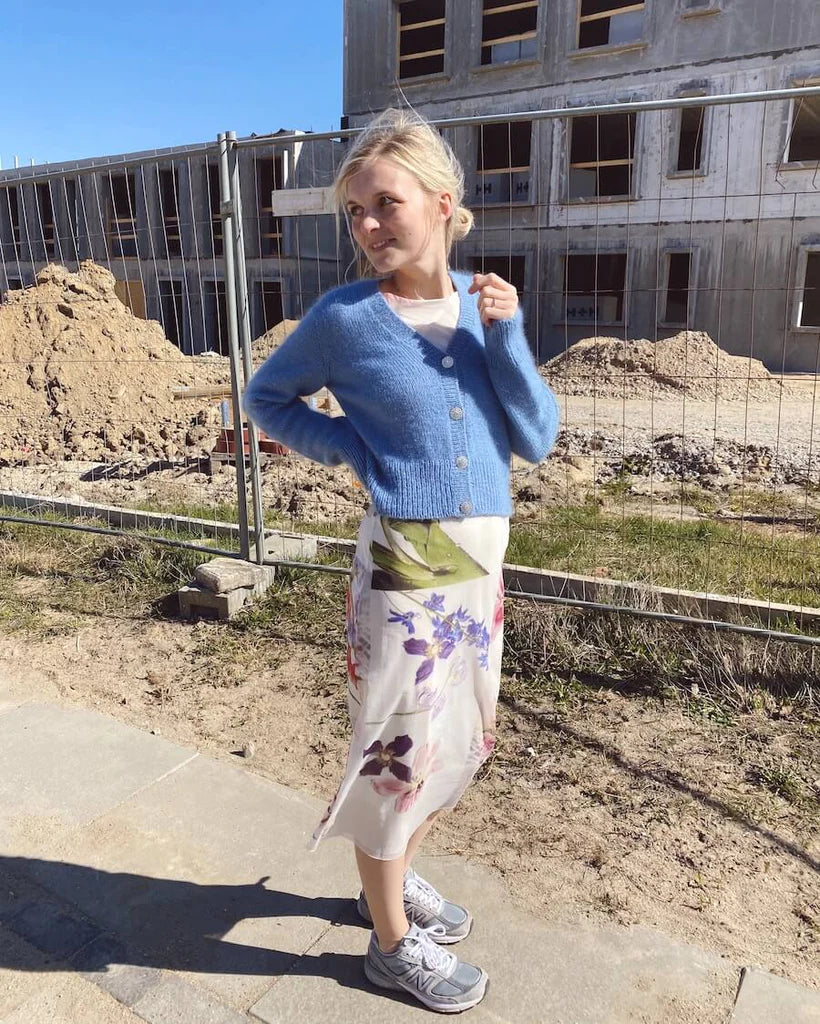 PetiteKnit opskrift - April Cardigan, papirudgave