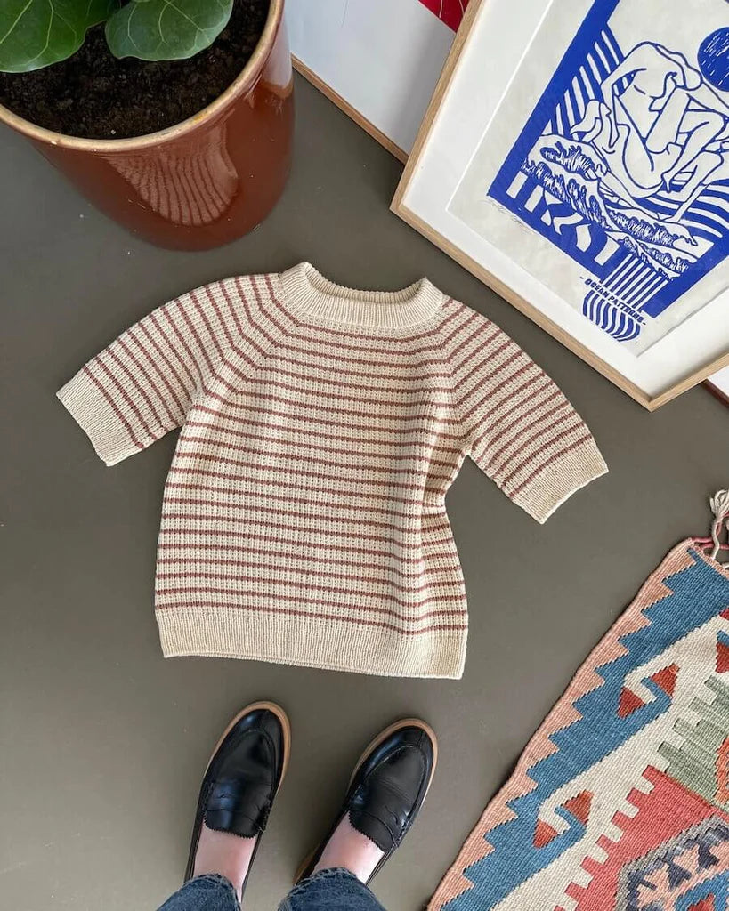 PetiteKnit opskrift - Friday Tee, papirudgave