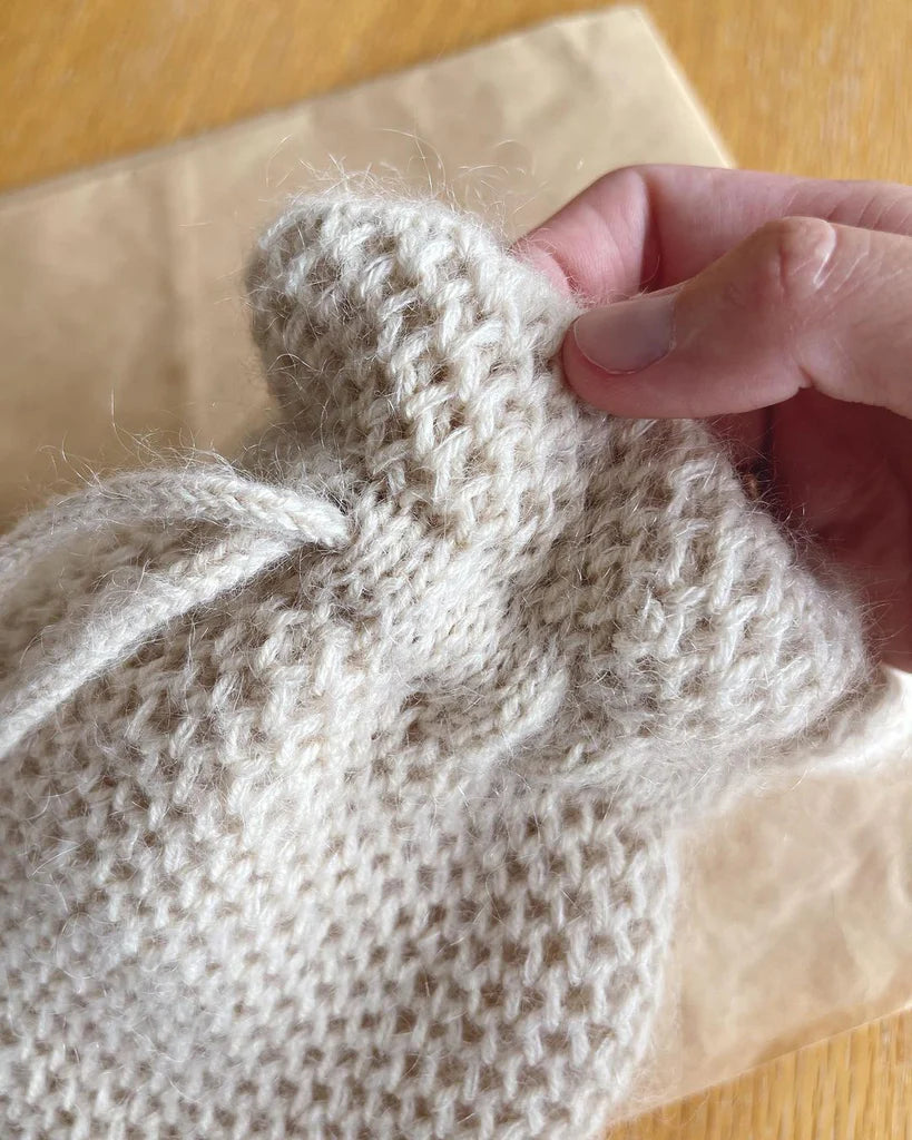 PetiteKnit opskrift - Honey Bucket Bag, papirudgave