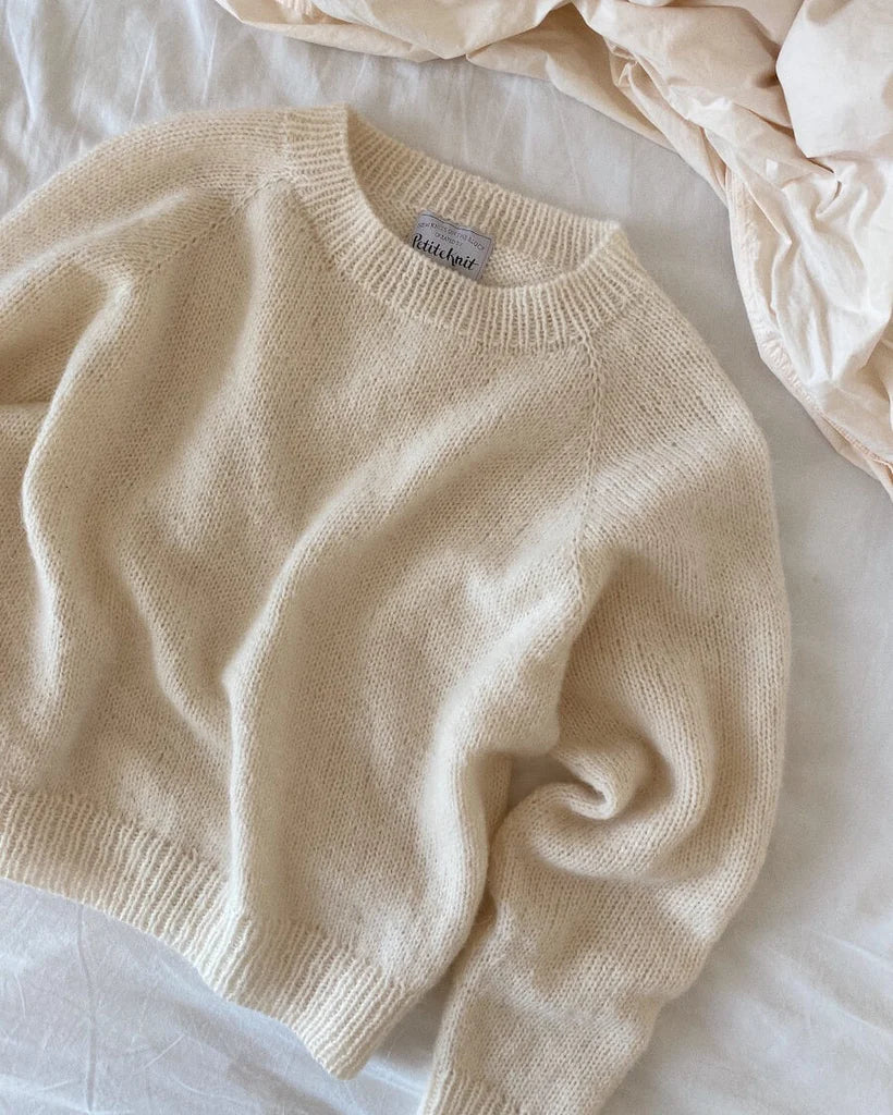 PetiteKnit opskrift - Ingen Dikkedarer Sweater, papirudgave