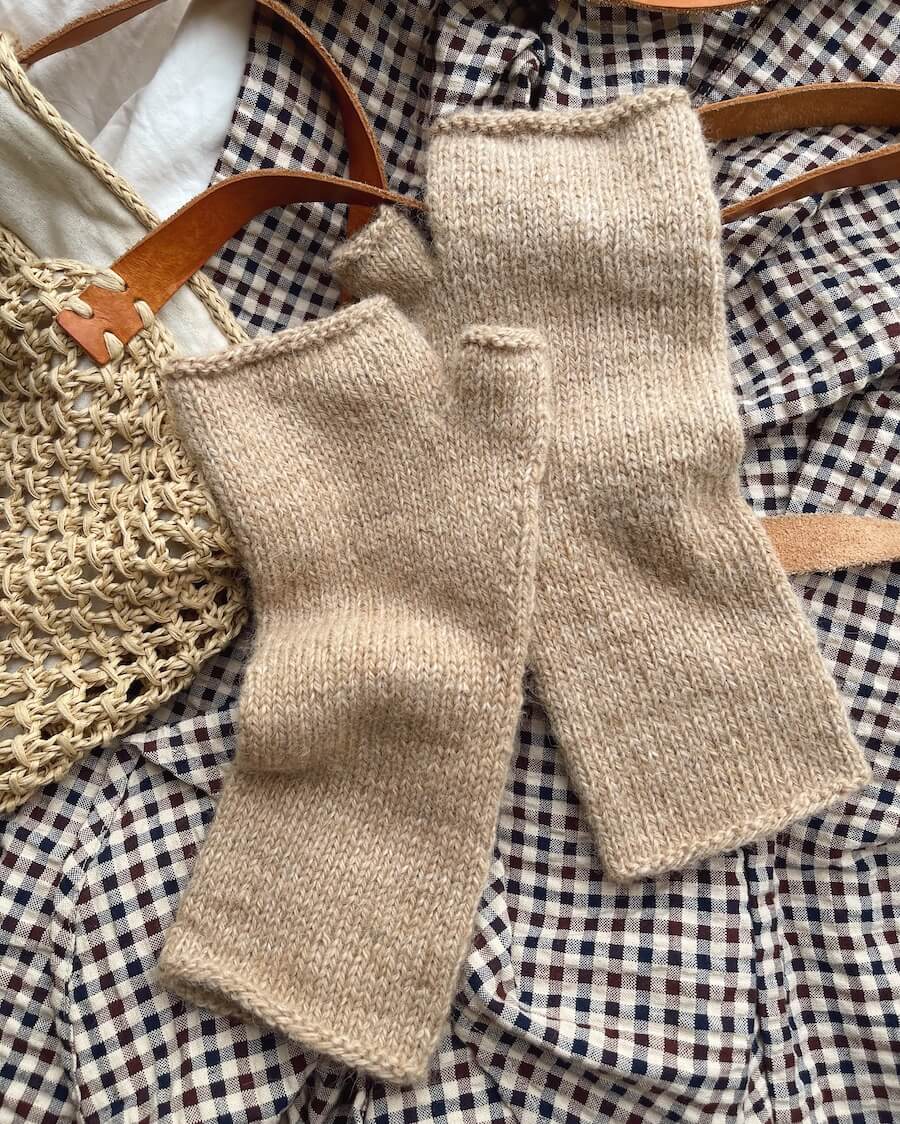 PetiteKnit opskrift - Penny Gloves, papirudgave
