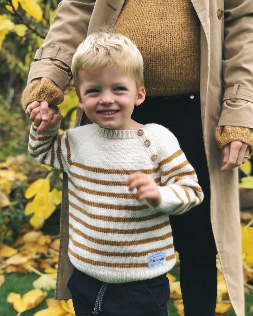 PetiteKnit opskrift - Seaside Sweater, papirudgave