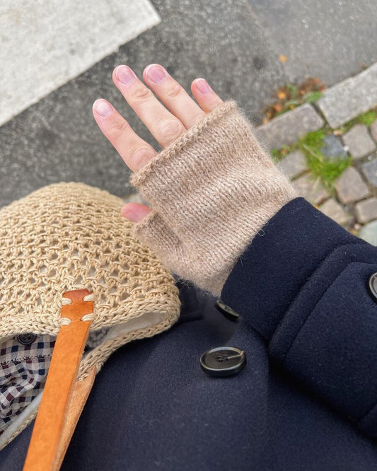 PetiteKnit opskrift - Penny Gloves, papirudgave